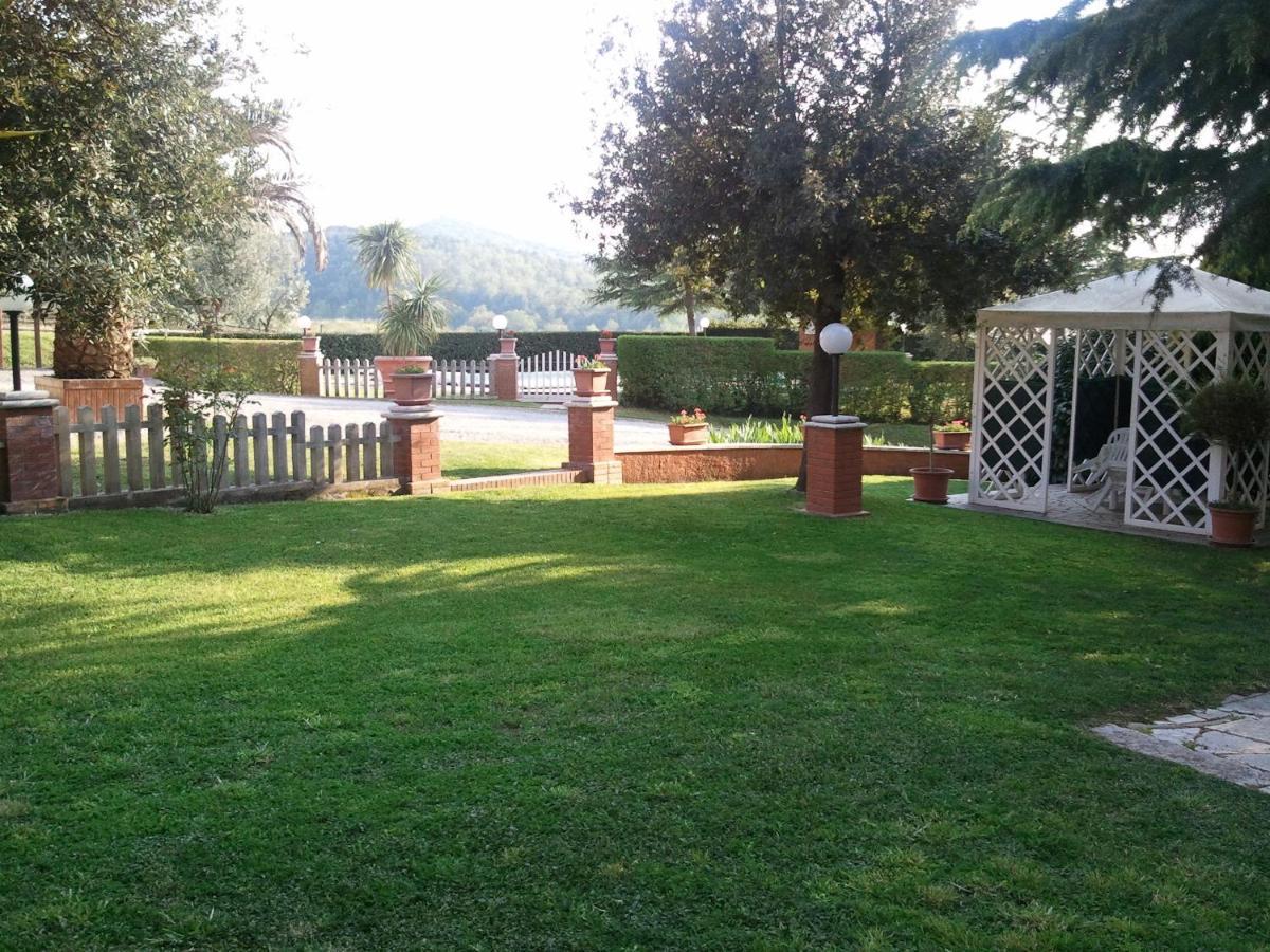 Agriturismo Galeazzi Villa Marsiliana Bagian luar foto