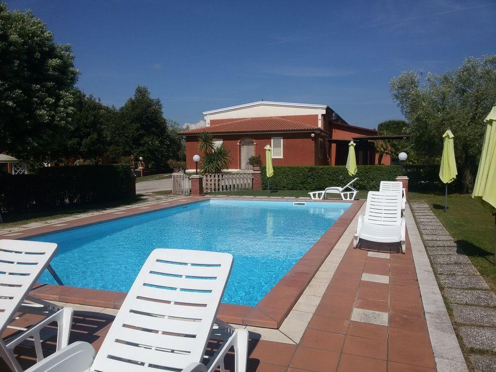Agriturismo Galeazzi Marsiliana Bagian luar foto