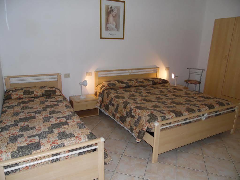 Agriturismo Galeazzi Marsiliana Bagian luar foto